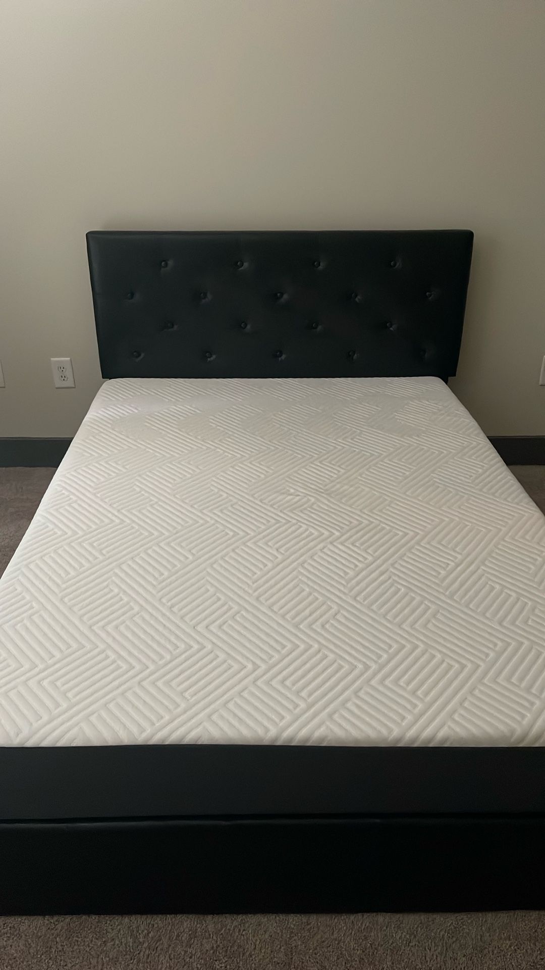 MOVING SALE — Full sized Mattress And Platform Bed Frame