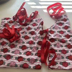 Mommy & Me Matching Aprons (no size is listed but my daughter wore this around age 5