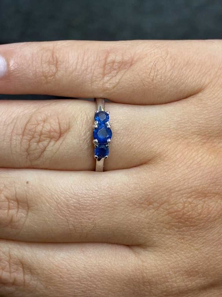 14K White Gold Ring