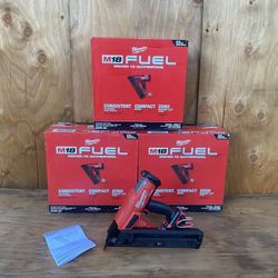 Milwaukee 15ga Finish Nailer (Tool Only) Model 2839-20