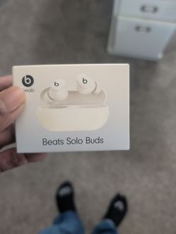 Beats solo buds