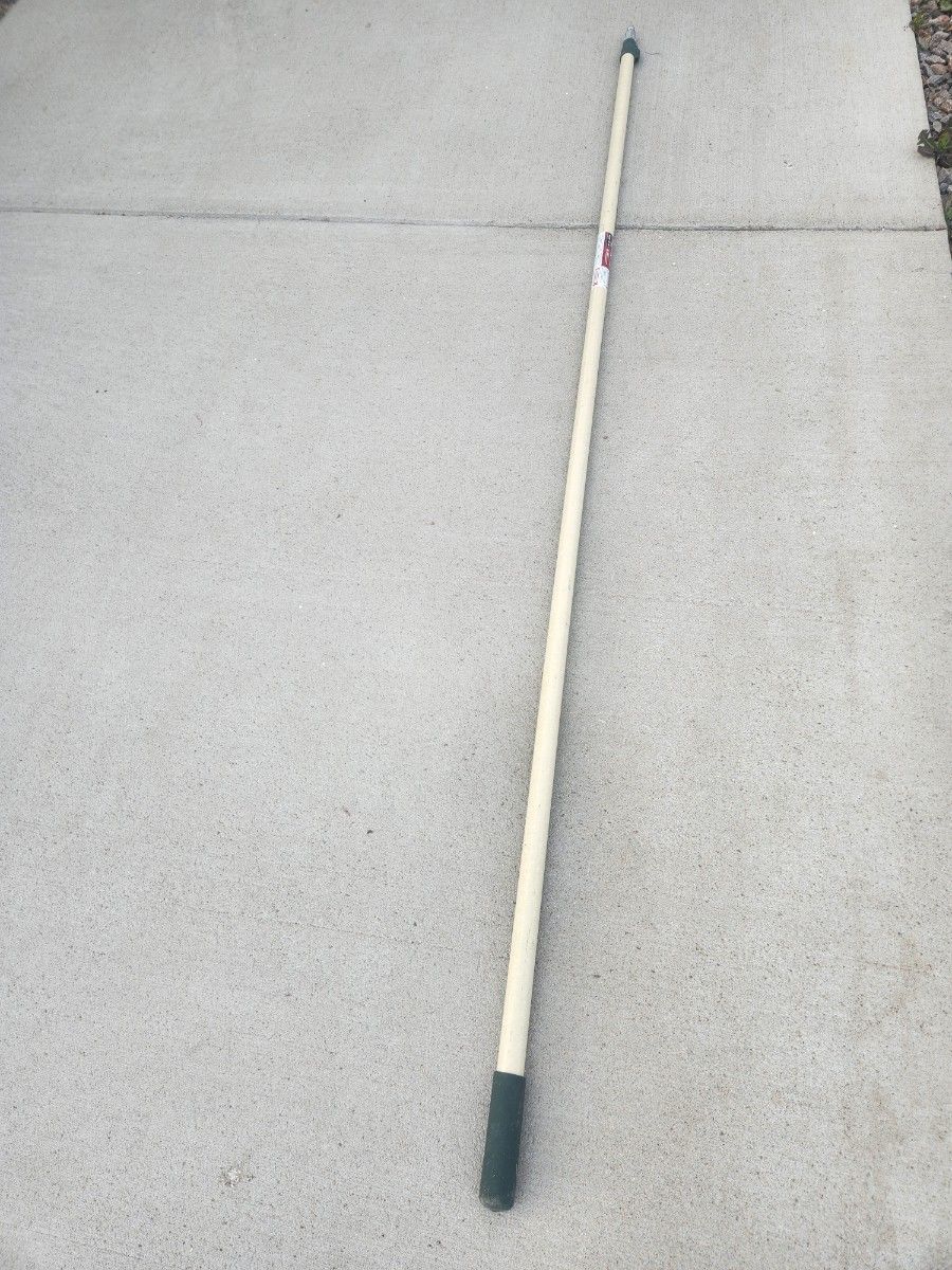 extension pole
Wooster Sherlock
R057
length: 8-16'
$15