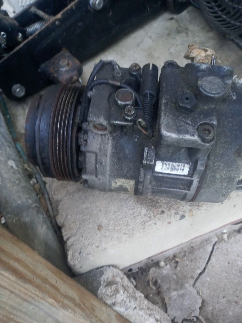 AC Compressor for sale BMW 98 528i. 120