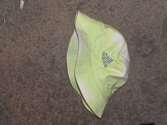 Bucket Hats & Beanie