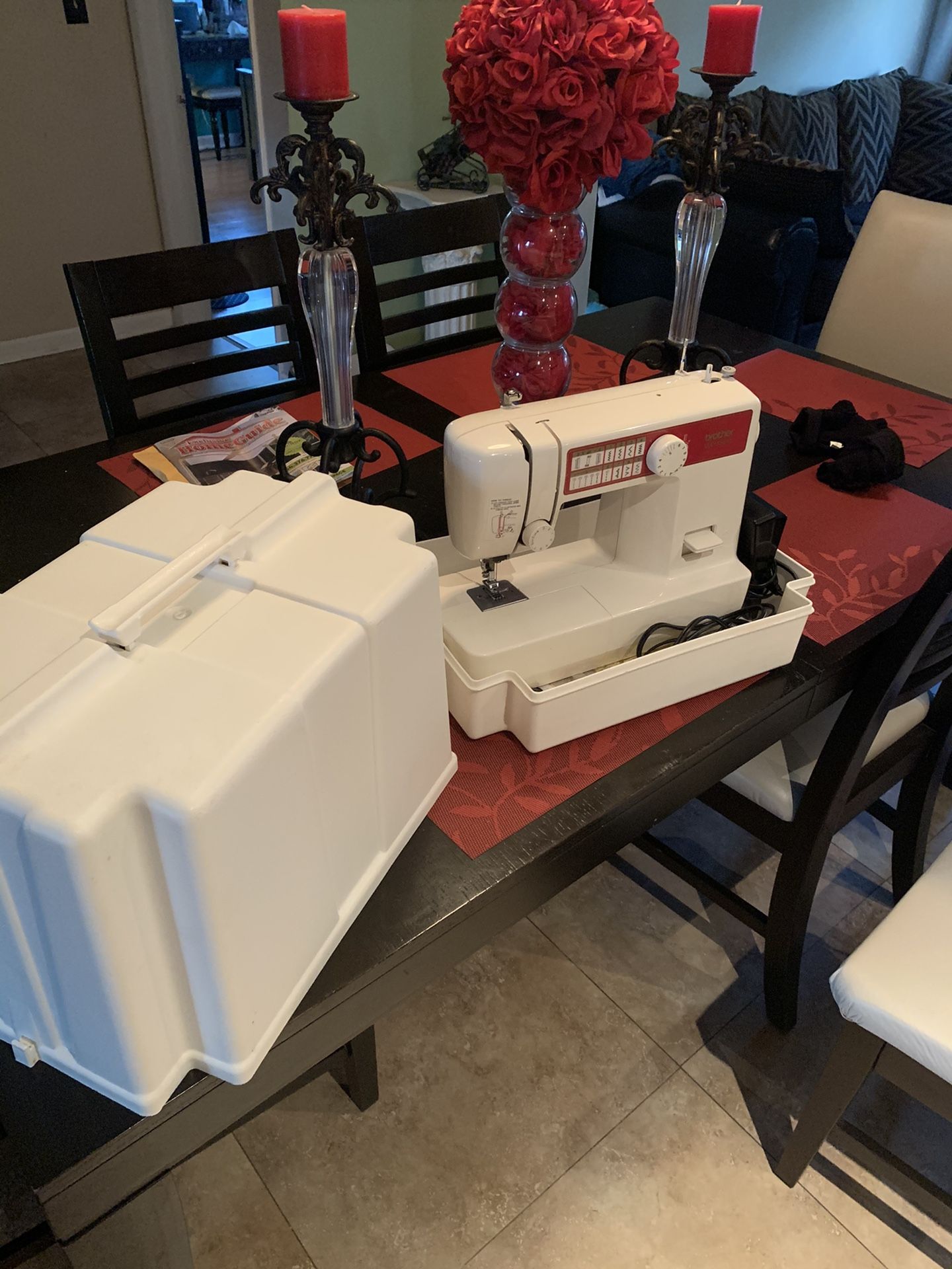 Sewing machine (Brother VX1500) for Sale in Pembroke Park, FL OfferUp