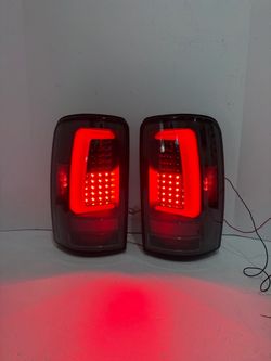 Chevy Tahoe 2000-2006 tail lights