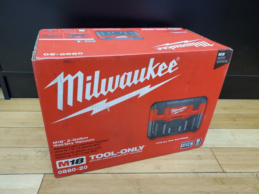 Milwaukee M18 2 Gal Wet/Dry Vacuum (Tool-Only)