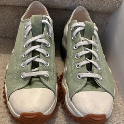 Converse Run Star Motion Platform Low Platform Shoe green size 9.5 women’s 