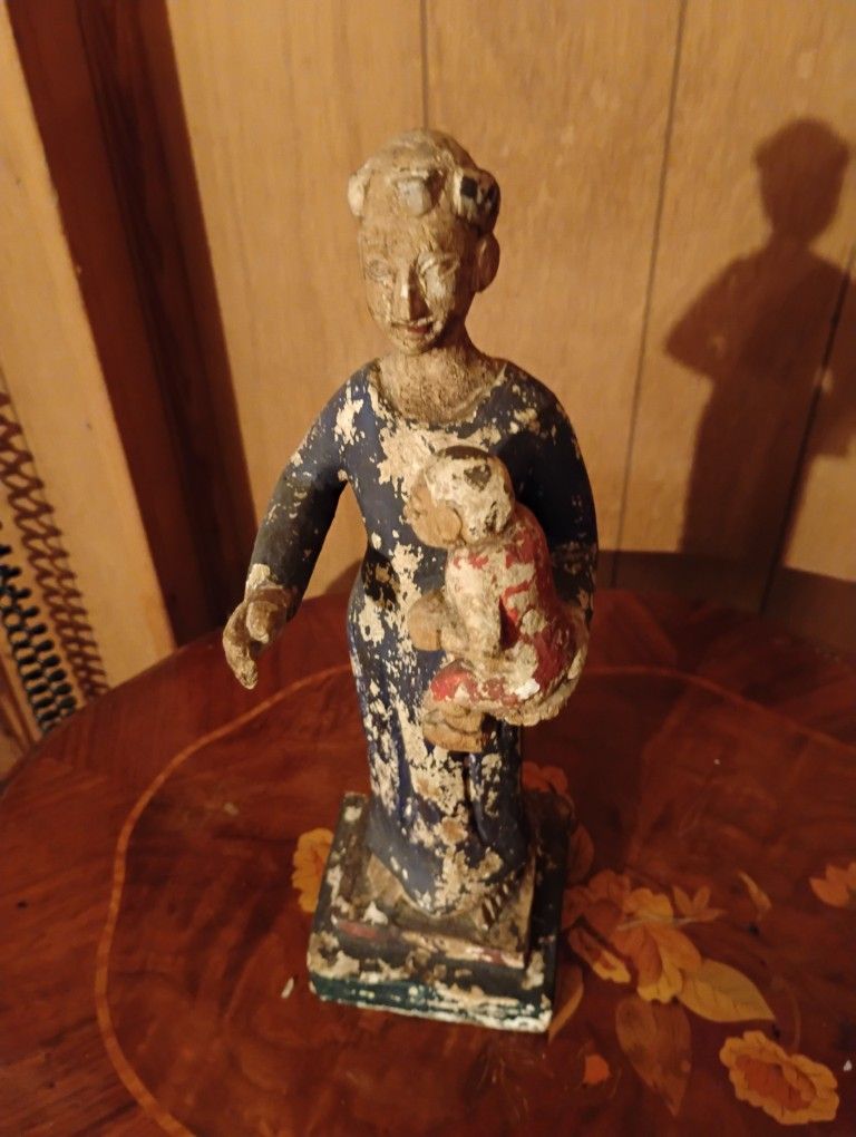 Statue