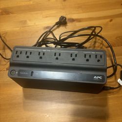 APC UPS Battery Backup and Surge Protector, 600VA/300 Watts Backup Battery Power Supply, BE600M1 Back-UPS with USB Charger Port