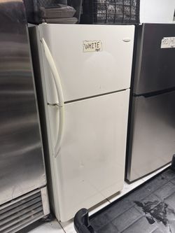 Selling Working Fridge