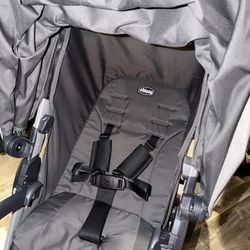 Chicco Car Seat Set