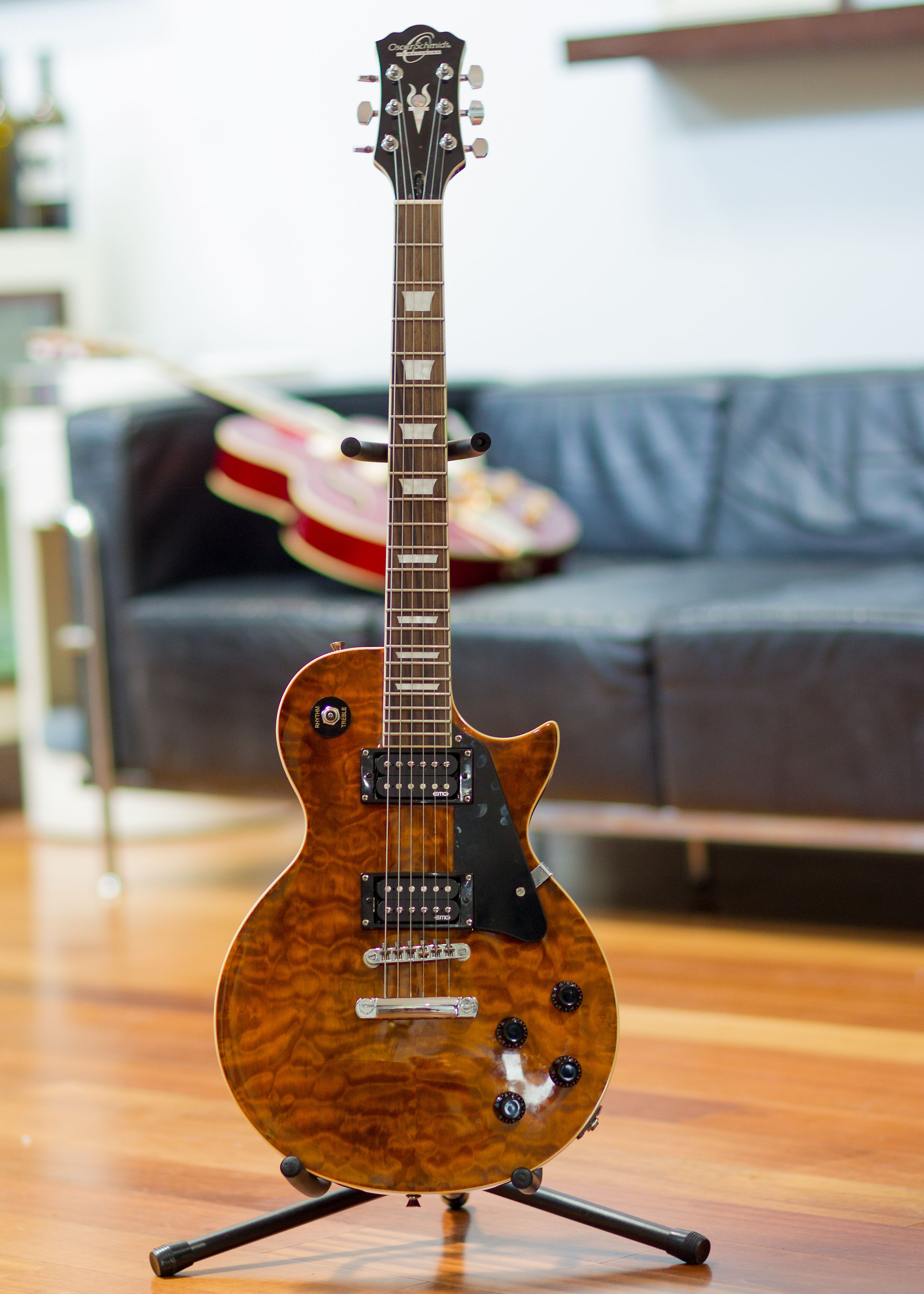 Oscar Schmidt OE20 Les Paul with EMG Super 77 humbuckers!