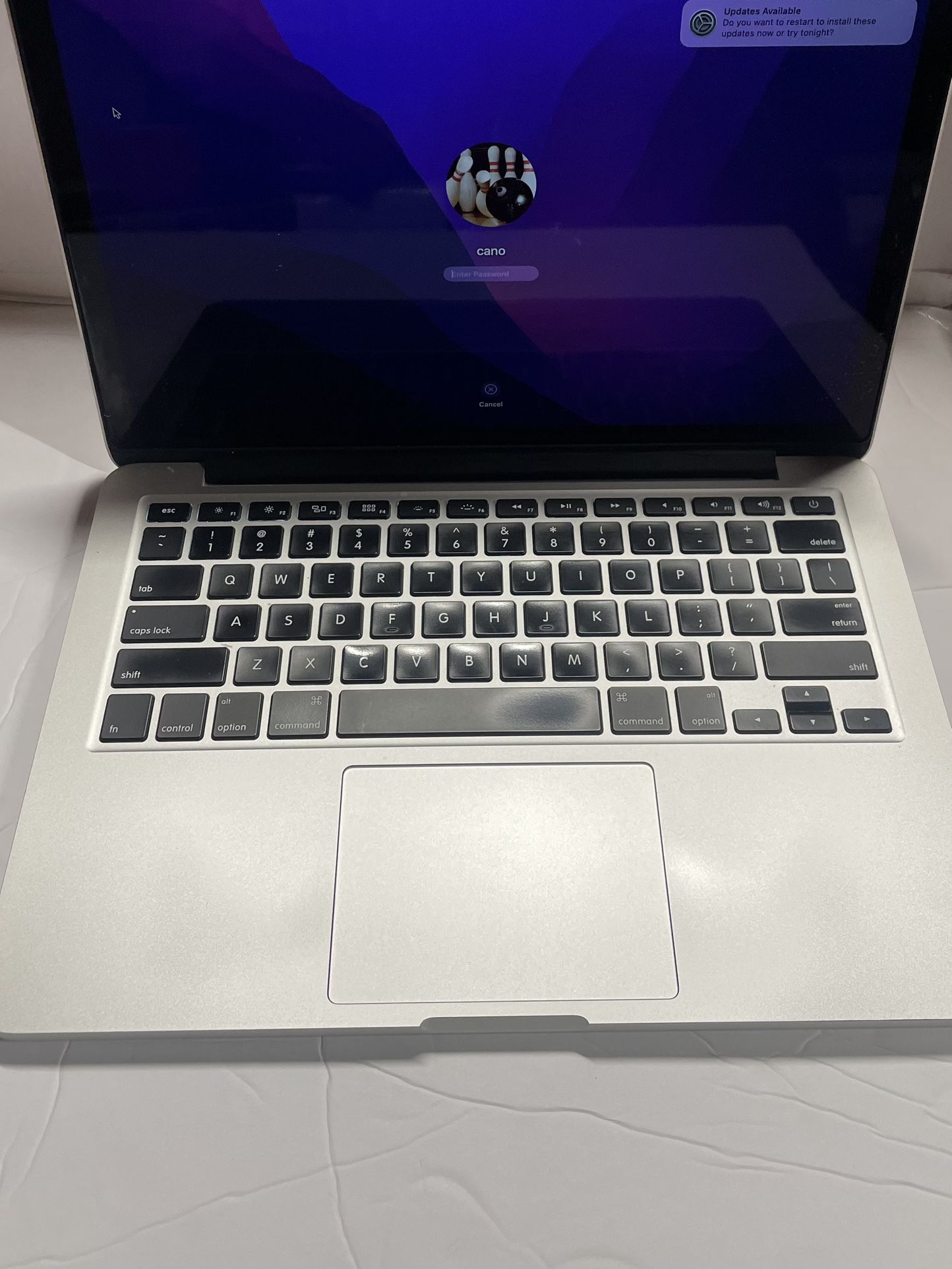 MACBOOK PRO Intel Core i7
