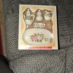 Porcelain Tea Set Toy