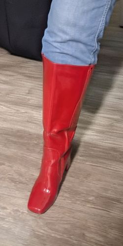 Red boots  sizes 71/2, 8,  81/2