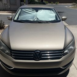 2015 Volkswagen Passat TSI SE