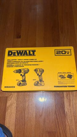 DEWALT 20V MAX Cordless Drill and Impact Driver, Power Tool Combo Kit with 2 Batteries and Charger
