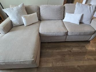 Sectional couch
