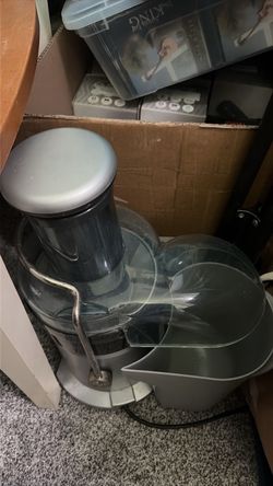 Centrifugal Juicer Machine Silver