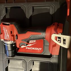 Milwaukee m18 brushless drill driver