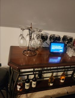 Wood and Metal Bar Cart with 2 stools
