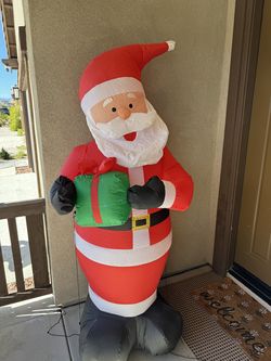 6ft + Santa blowup