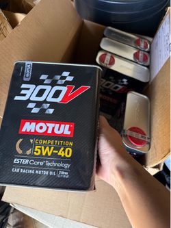Motul 300V 5W-40