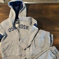 Toddlers Oshkosh Sweatsuit Size 5T