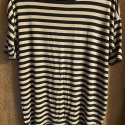 LulaRoe Black N Beige Shirt XS