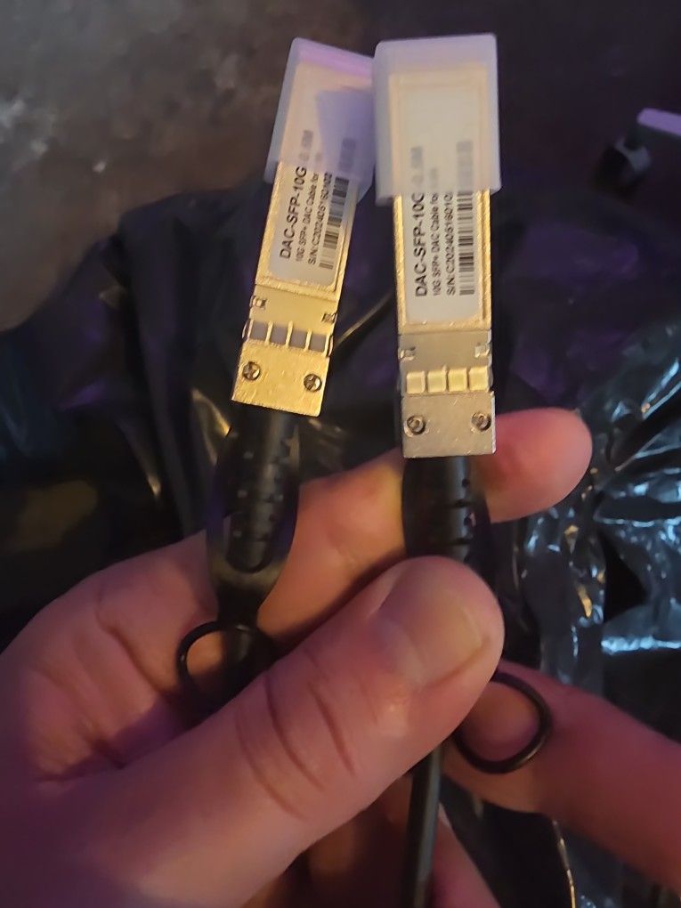 1Gtek SFP+ DAC Twinax Cable, 10G SFP+ to SFP+ Direct Attach Copper Patch Passive Cable for Cisco SFP-H10GB-CU0.5M, Ubiquiti UniFi UC-DAC-SFP+, TP-Link