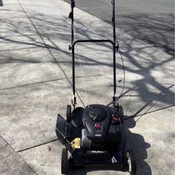 Murray 20 in. 125 cc Briggs & Stratton Walk Behind Gas Push Lawn Mower with 4 Wheel Height Adjustmen