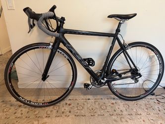 Full carbon fiber bike 56cm