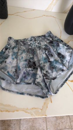 Lululemon shorts size 0