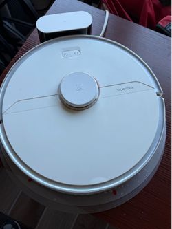 Roborock Auto Floor Vacuum