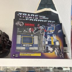 Transformers Soundwave 40th Anniversary 