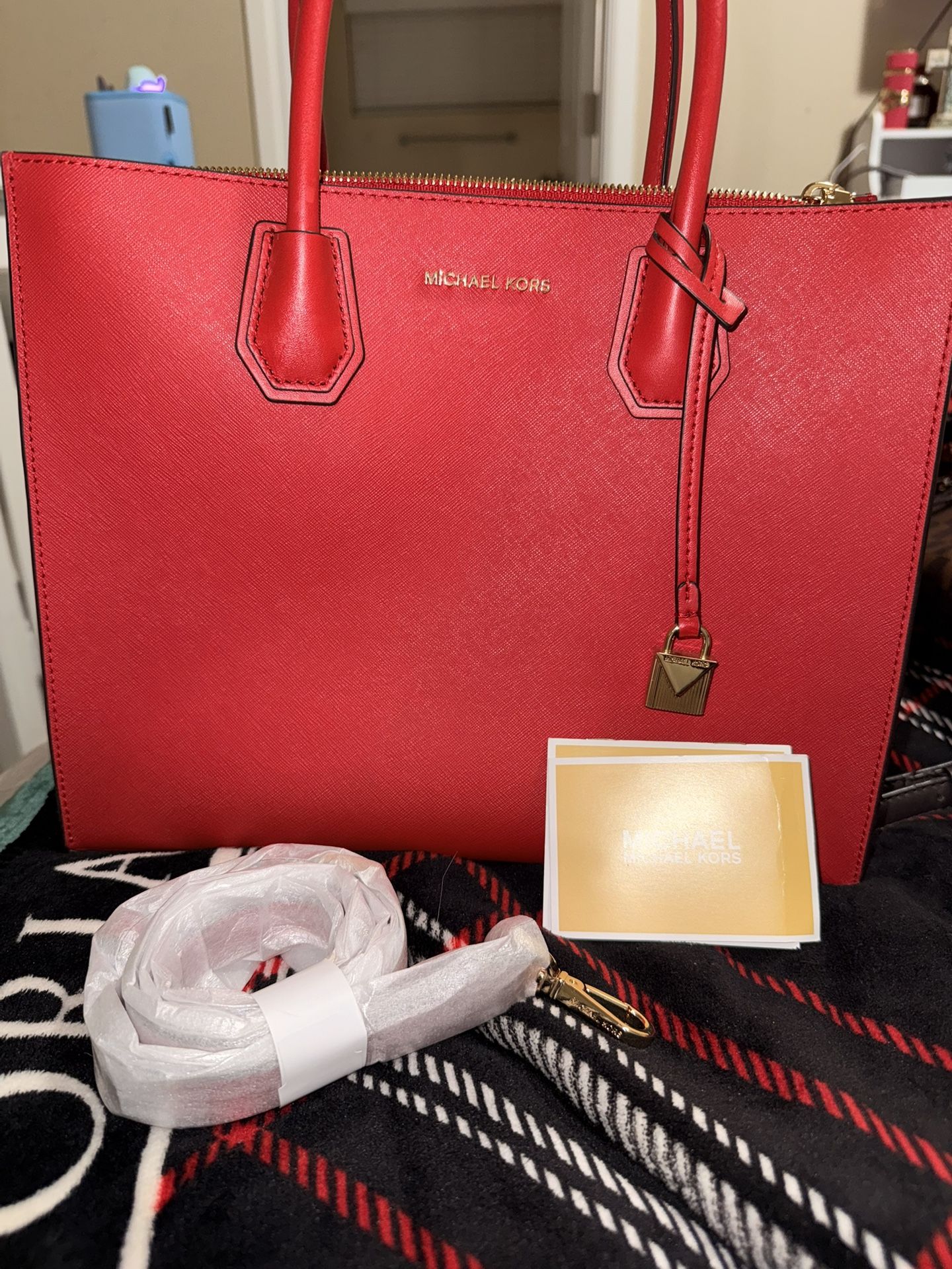 Michael Kors Hand Bag With Strap