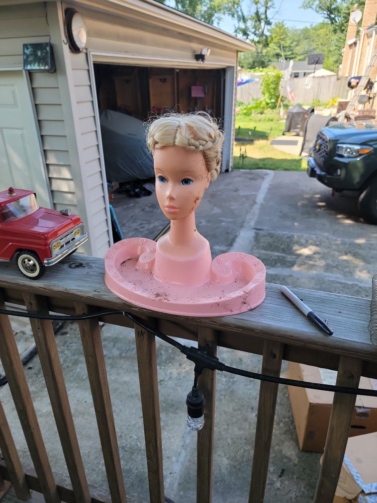 Barbie Head for Sale in Lyons, IL - OfferUp