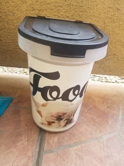 Keep Dog Food Fresh Med Size 