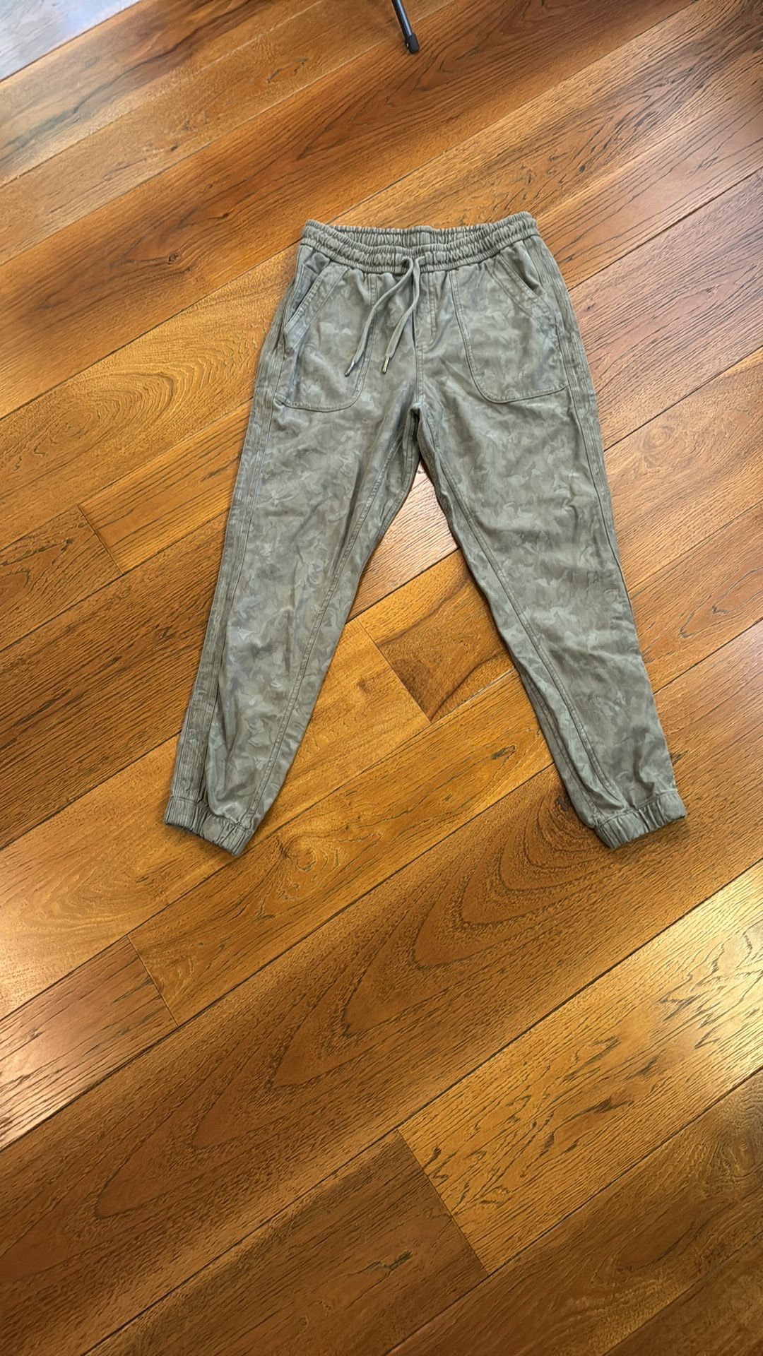 Athleta Farallón Camo Jogger