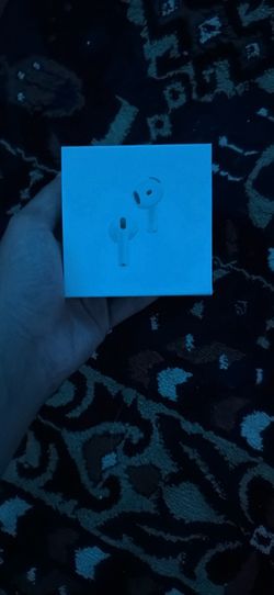 Apple AirPods 4 with Active Noise Cancellation