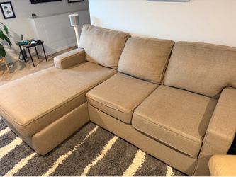 Sofa sectional with chaise lounge