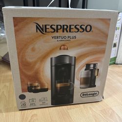 BNEW Nespresso by De'Longhi VertuoPlus Coffee and Espresso Machine with Aerocinno 