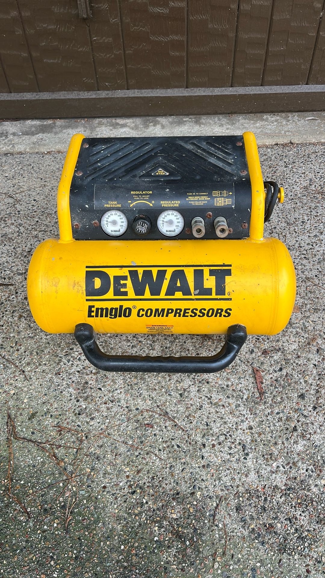 Dewalt Compressor