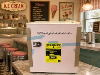 Mini fridge