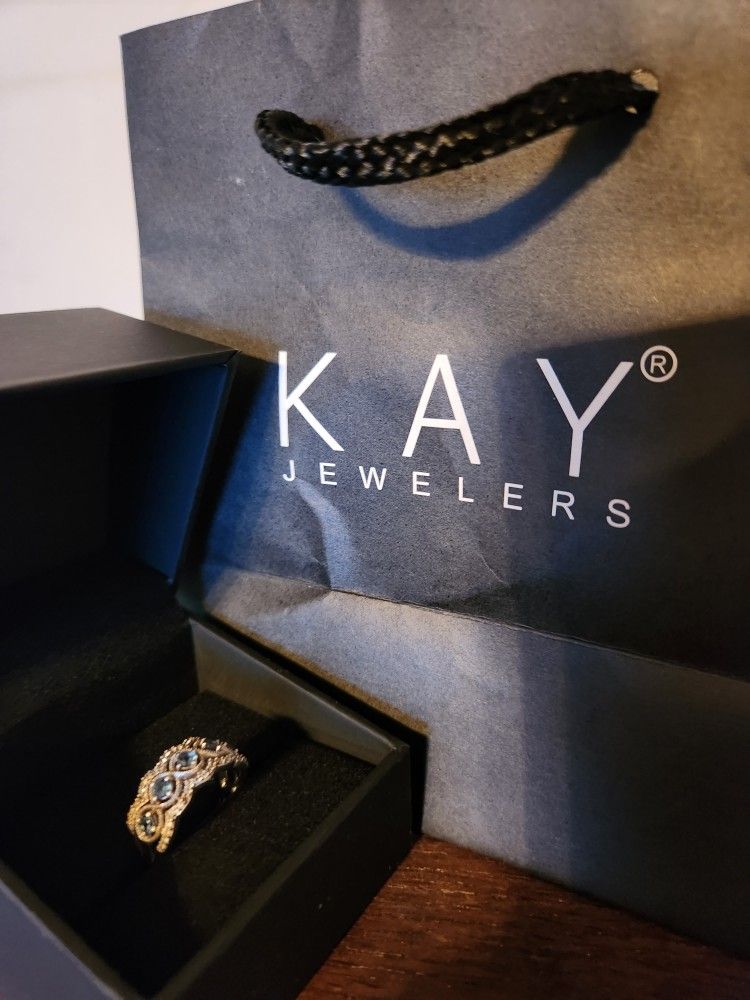 "Kay Jewelers" Sterling Silver Ring