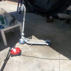 Ninebot Scooter With Original Charger Only Use 2 Times 