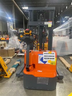 Used Full Electric Stacker T-3038