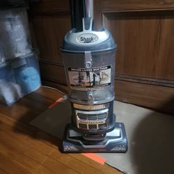Shark Vacuum Very Clean!!
