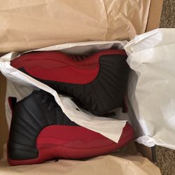 Air Jordan 12 Flu game 